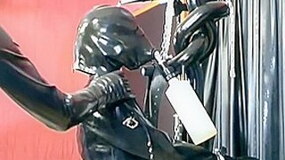 BDSM, Fetisch, Latex, Gebunden