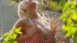 Beautés, Rondes, Douche