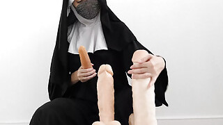 Doppel anal, Großer dildo, Nonne