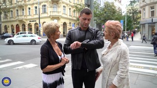 2 mulheres e 1 homem, Vovós, Maduras