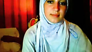 Shy Pakistani Girl On Webcam Turns Into A Wild Vixen