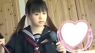 18-19 jahre, Asiatischer Porno, Uniform