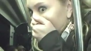 Blond, Autobus, Éjaculation, Interracial, Public, Sous la jupe