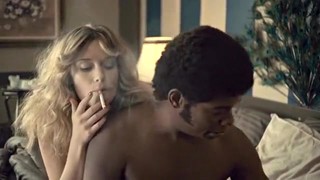 Celebridade, Interracial, Fumando