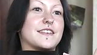 Amateur, Masturbation, Piercing, Tätowierung