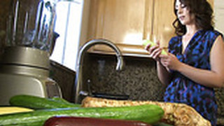 Sex-hungry Hottie Sarah Shevon Enjoys Having Cucumber DP Sex In The Kitchen
